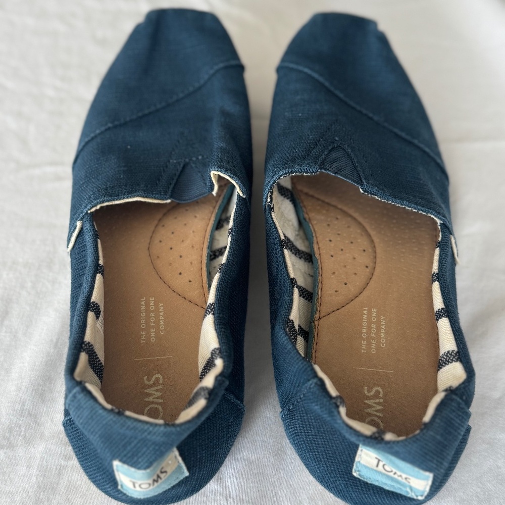 Toms Navy Blue Canvas Slip-On Flats